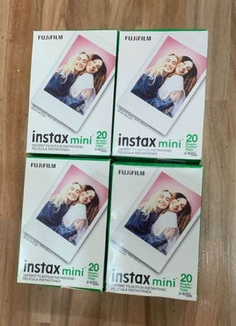instax-mini-roll-20-big-0