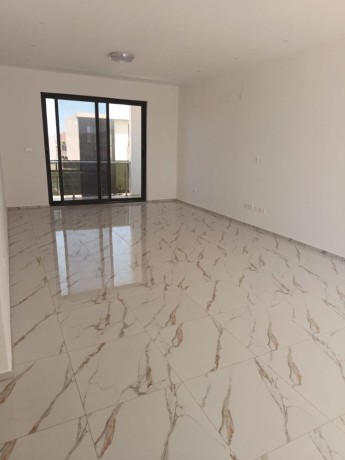 vende-se-luxuosa-moradia-t4-no-mapulene-bombas-da-galp-big-3