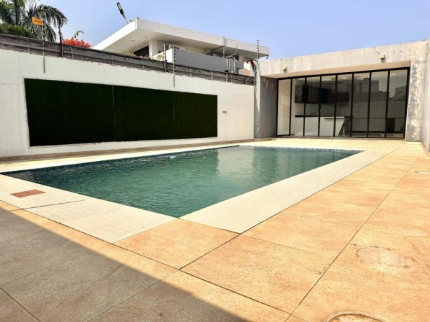 arrenda-se-luxuosa-moradia-t3-mobilado-no-condominio-vila-sol-big-3