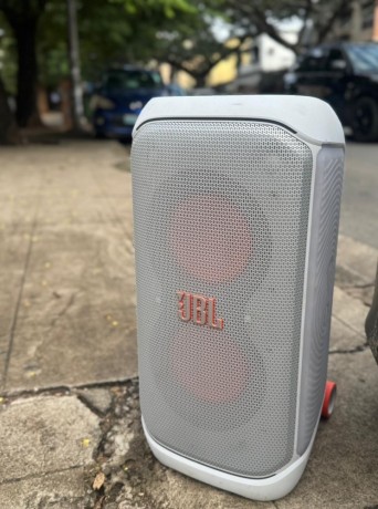 jbl-partybox-stage-320-branca-usada-big-0