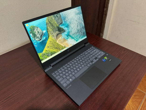 hp-victus-gaming-16-d1xxx-12th-gen-core-i7-12700h-20-cpus-23ghz-512gb-de-ssd-16gb-de-ram-ddr5-webcam-teclado-luminoso-ecra-16-big-2