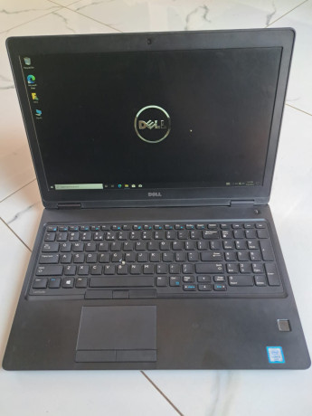 dell-latitude-5580-big-4
