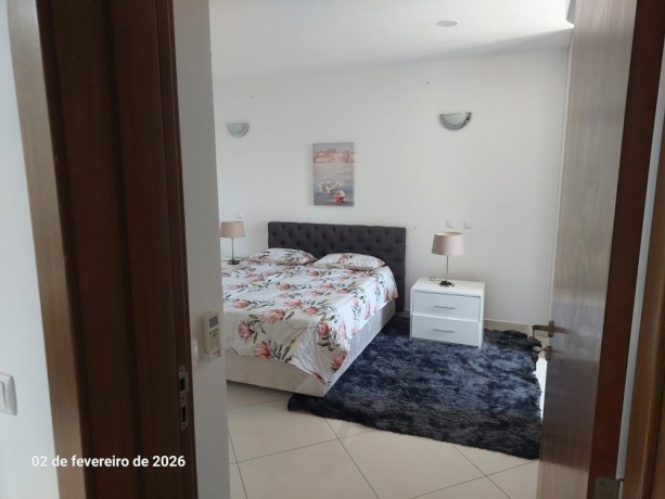 beach-front-arrenda-se-luxuoso-apartamento-t3-mobilado-com-vista-ao-mar-big-2