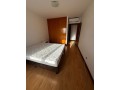 arrenda-se-belissimo-apartamento-t3-mobilado-no-condominio-varandas-small-3