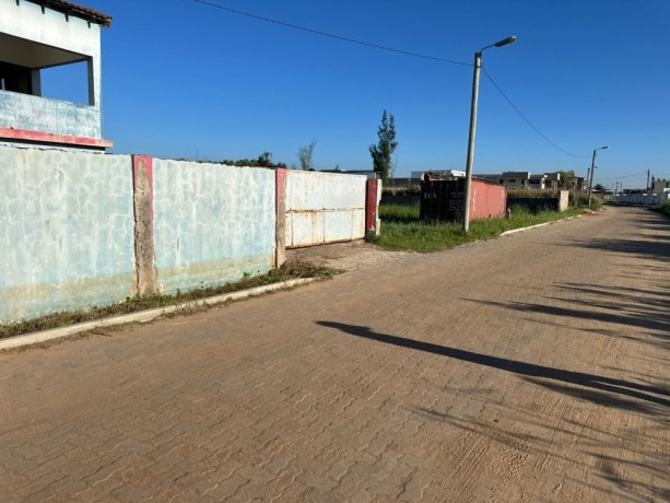 vende-se-uma-parcela-na-costa-do-sol-entrada-da-paragem-nifiquile-big-1