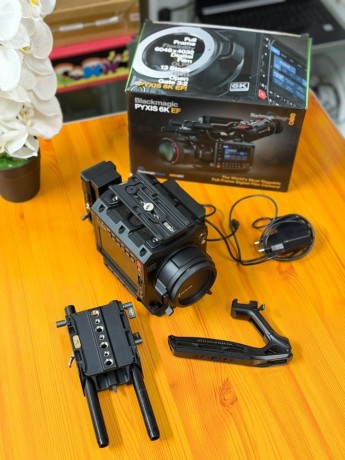 camara-profissional-blackmagic-pyxis-6k-ef-full-frame-6048x4032-olpf-hdr-big-2