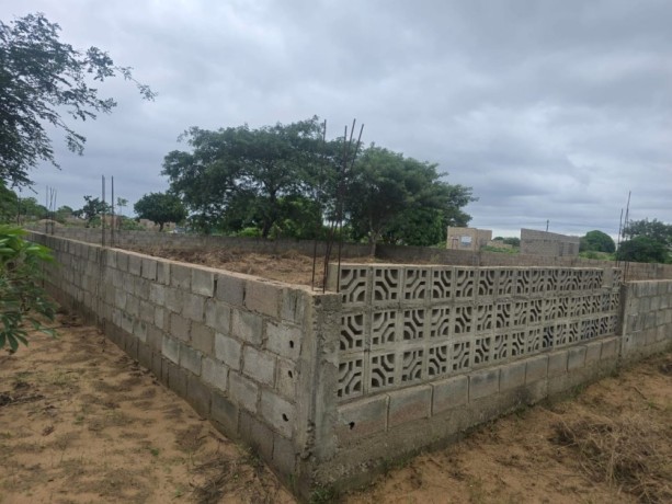 vende-se-terreno-3020-vedado-em-catembe-big-2