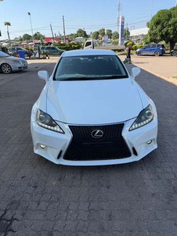 lexus-is250-big-4