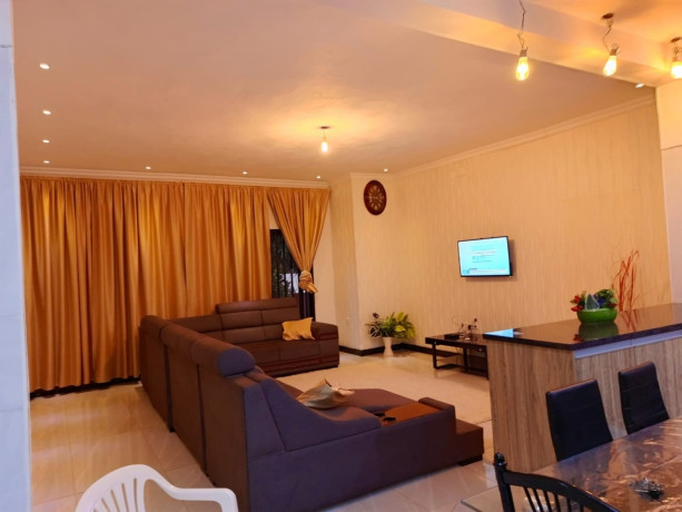 casa-t3-nas-mahotas-proximo-a-estrada-big-0
