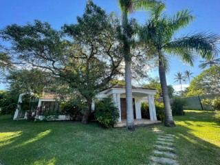 vende-se-vivenda-t4-impecavel-no-condominio-park-miramar-por-tras-do-kaya-kwanga-usd-165000000