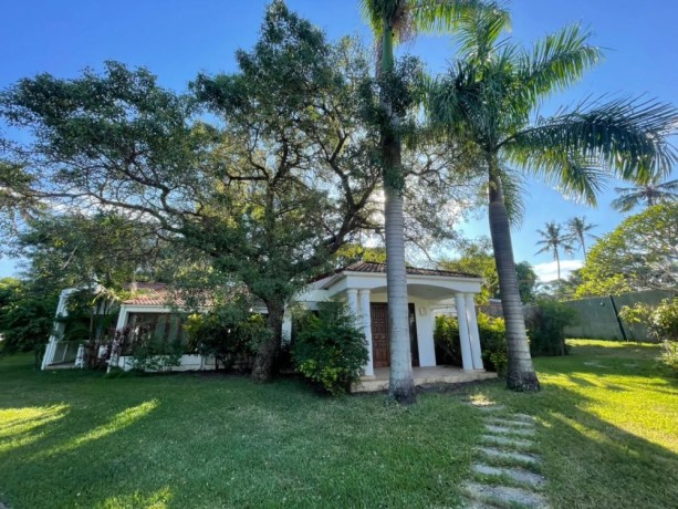 vende-se-vivenda-t4-impecavel-no-condominio-park-miramar-por-tras-do-kaya-kwanga-usd-165000000-big-0