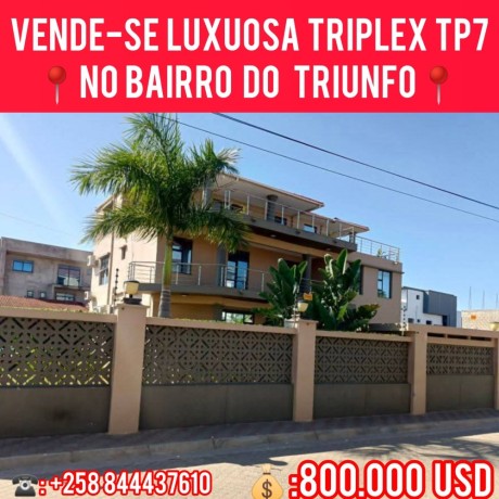 vende-se-excelente-moradia-triplex-tp7-no-bairro-do-triunfo-big-0