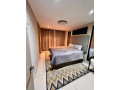 arrenda-se-luxuoso-apartamento-duplex-t41-mobilado-no-super-mares-small-3