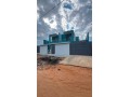 vende-se-geminada-t3-no-bairro-de-laulane-small-1