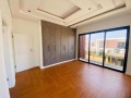 excelente-moradia-t4-no-triunfo-small-2