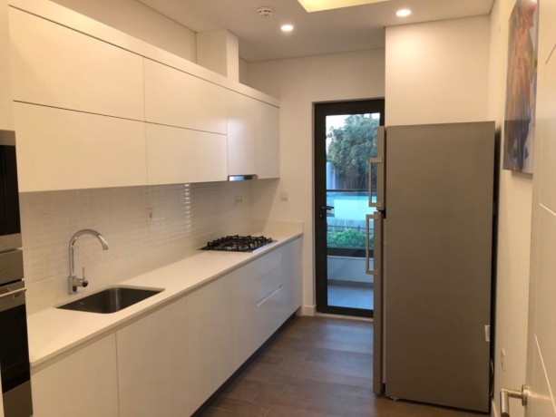 excelente-apartamento-t3-no-condominio-cera-residencia-big-0