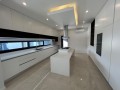 vende-se-luxuosa-moradia-t4-no-condominio-orion-small-0