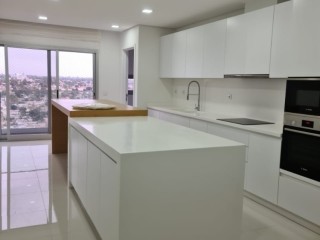 vende-se-luxuosa-penthouse-t5-duplex-mobilada-no-golf-residence