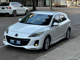 mazda-axela-2013-15cc-24000km-recem-chegado