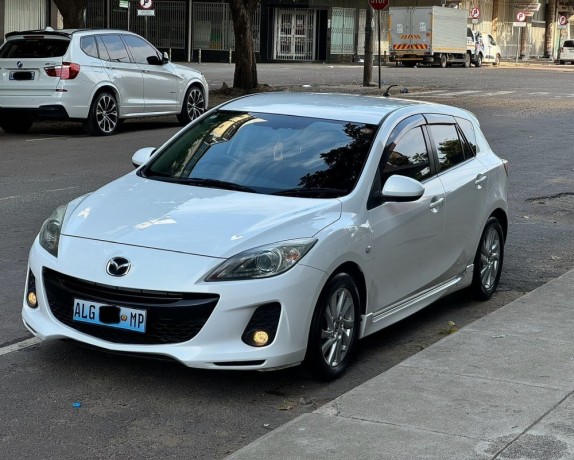 mazda-axela-2013-15cc-24000km-recem-chegado-big-0