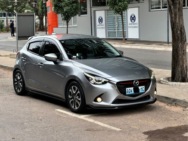 mazda-demio-2016-xd-black-leather-limited-15-diesel-35000km-recem-importado-big-1