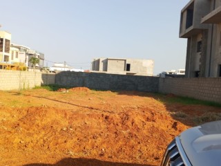 vende-se-um-terreno-em-mapulene-entrada-do-ak