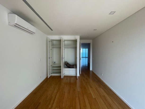 arrenda-se-magnifico-apartamento-t4-no-zen-residence-big-3