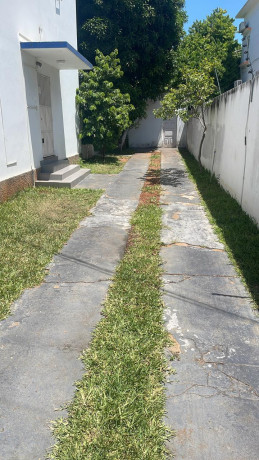 vende-se-geminada-t4-na-polana-cimento-big-4