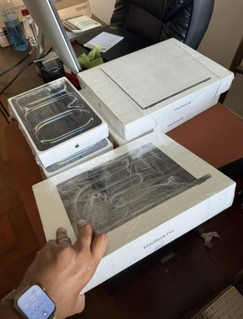 macbook-pro-m5-max-chip-16-48gb-2tb-ssd-selado-big-0