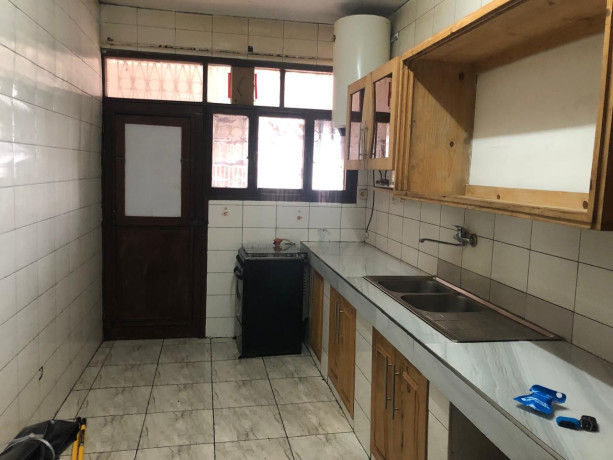 vende-se-flat-t3-14-andar-c-elevador-na-polana-big-0