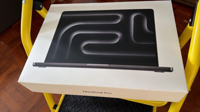 macbook-pro-m5-chip-14-16gb-1tb-ssd-selado-big-0