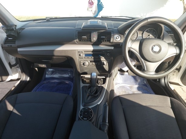 2011-bmw-116i-big-2