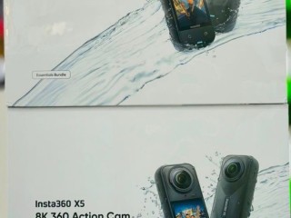 insta360-x5-8k-360-action-camera-essentials-bundle-selada