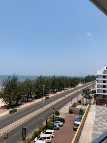 arrenda-se-belissimo-apartamento-t3-no-condominio-deco-assos-com-vista-ao-mar-big-0