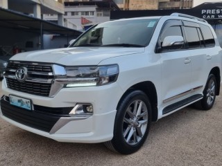 vende-se-toyota-land-cruiser-v8-2010-recem-chegado