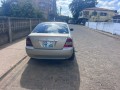 toyota-corola-xcova-small-3