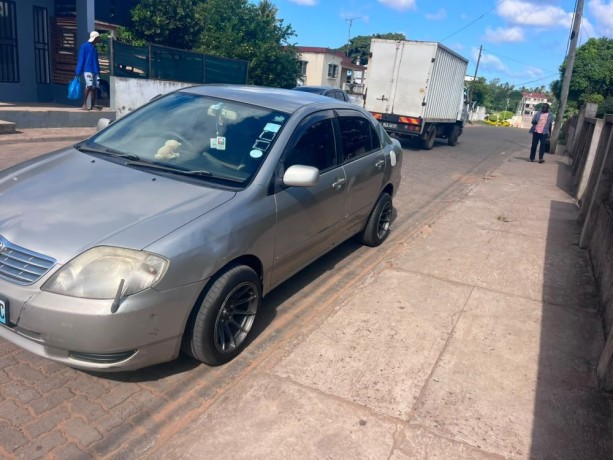 toyota-corola-xcova-big-0