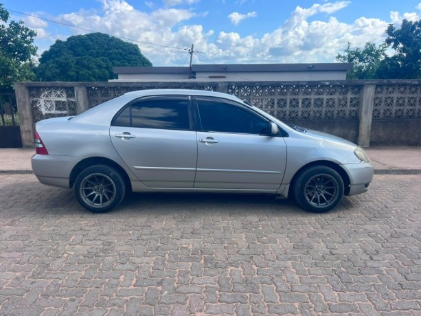 toyota-corola-xcova-big-1