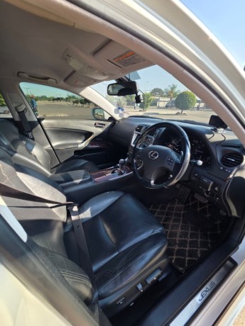 lexus-is250-big-3