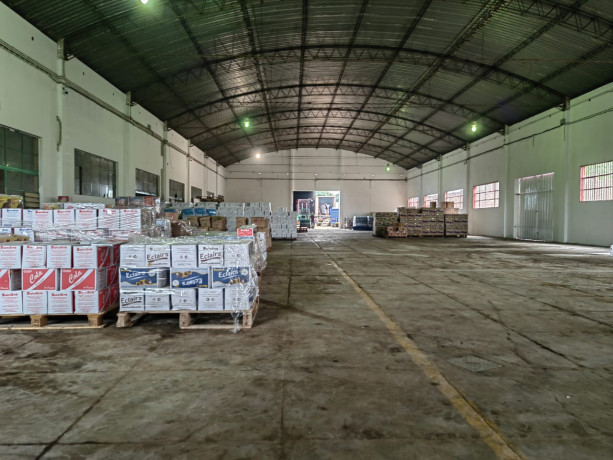 arrenda-se-enorme-armazem-na-av-das-industrias-na-machava-big-0