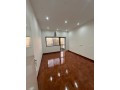 vende-se-luxuoso-apartamento-t2-no-bairro-central-small-2