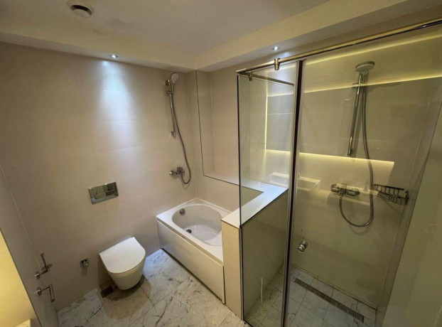 arrenda-se-luxuoso-apartamento-t4-mobilado-no-edificio-palmar-residence-big-3