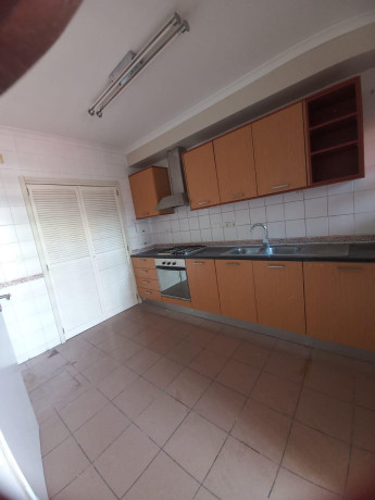 arrenda-se-belissimo-apartamento-t3-no-complexo-tivane-na-polana-big-1