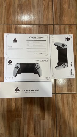 m25-retro-gaming-console-selado-big-0