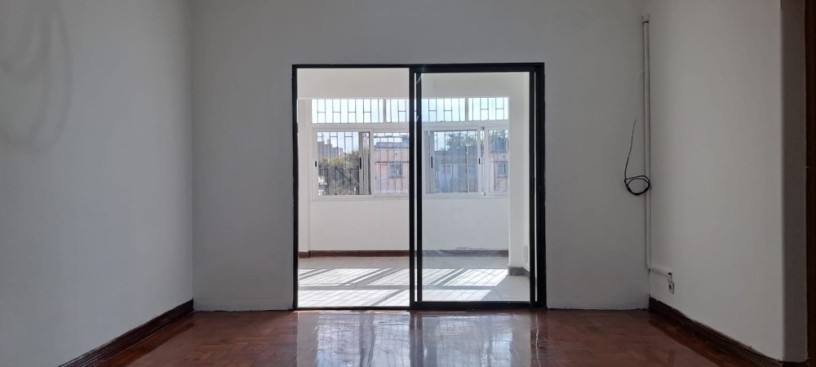 excelente-apartamento-t3-para-arrendar-na-polana-av-kim-il-sung-proximo-ao-hospital-central-big-1
