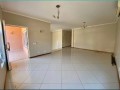 arrenda-se-magnifica-moradia-t4-no-condominio-triunfo-small-4