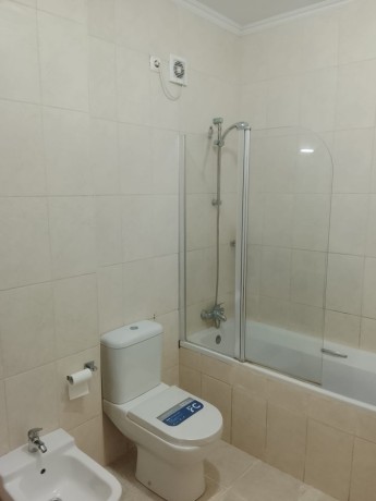 arrenda-se-luxuoso-apartamento-t3-mobilado-na-polana-big-1