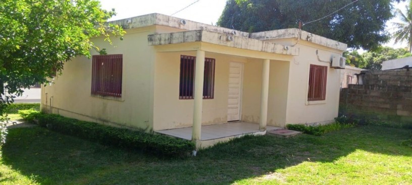 vende-se-duas-casas-proximas-da-praia-de-bilene-big-0