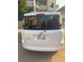 vende-se-toyota-sienta-small-1