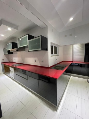 arrenda-se-luxuoso-apartamento-t3-na-coop-rua-da-franca-big-0